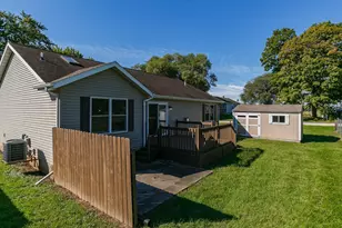 705 10th Ave, Colona, IL 61241 - Photo 43