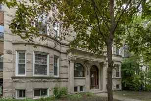 4540 N Sheridan Rd, Chicago, IL 60640 - Photo 1
