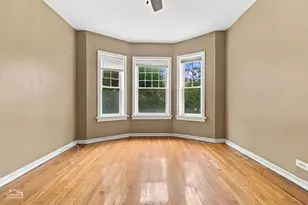 4540 N Sheridan Rd, Chicago, IL 60640 - Photo 3