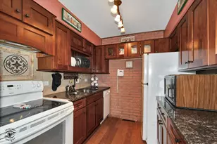 9201 S Kedzie Ave, Evergreen Park, IL 60805 - Photo 9
