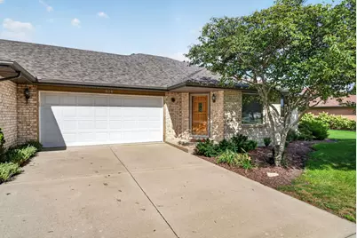 826 S Edgewater Drive, Morris, IL 60450 - Photo 1