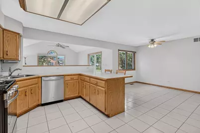 826 S Edgewater Drive, Morris, IL 60450 - Photo 15