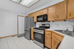 826 S Edgewater Dr, Morris, IL 60450 - Photo 17