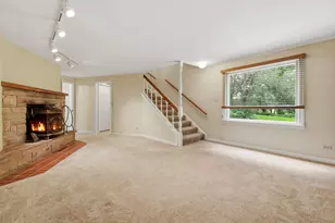 9N075 Rte 59, Elgin, IL 60120 - Photo 13