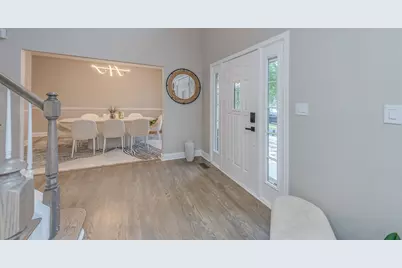 550 Meadowview Drive, Wauconda, IL 60084 - Photo 3