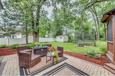 550 Meadowview Drive, Wauconda, IL 60084 - Photo 19