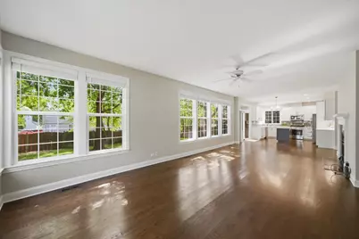 259 Pembrook Lane, Mundelein, IL 60060 - Photo 9