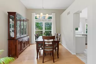 1422 Almaden Ln, Gurnee, IL 60031 - Photo 5
