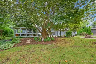 39W440 Campton Hills Dr, Campton Hills, IL 60175 - Photo 61