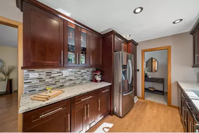 [Address not provided], Wheaton, IL 60187 - Photo 11