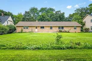 1324 S 3rd St, Saint Charles, IL 60174 - Photo 47