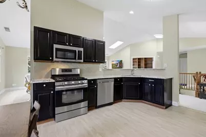 2481 Stoughton Circle, Aurora, IL 60502 - Photo 7