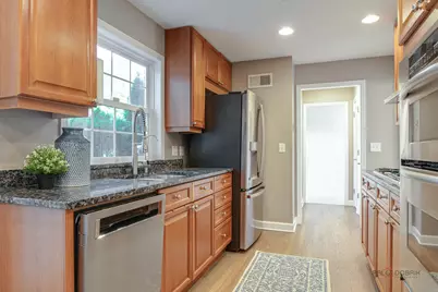 1118 Gordon Terrace, Deerfield, IL 60015 - Photo 9
