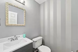 316 Plymouth Ln, Bloomingdale, IL 60108 - Photo 19
