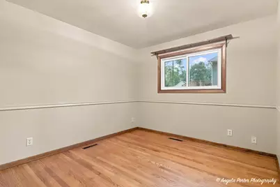 5104 E Lake Shore Drive, Wonder Lake, IL 60097 - Photo 25