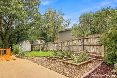 5104 E Lake Shore Drive, Wonder Lake, IL 60097 - Photo 13