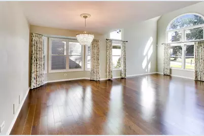 250 Knoll Street, Wheaton, IL 60187 - Photo 9