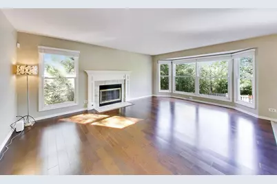 250 Knoll Street, Wheaton, IL 60187 - Photo 15