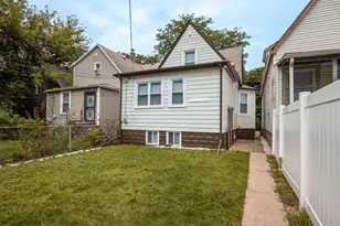 25 E 117th Pl, Chicago, IL 60628 - Photo 17