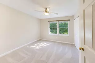 1120 Sumner Cir, Gurnee, IL 60031 - Photo 23