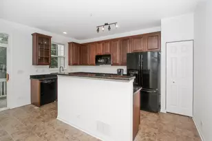1245 Tuscany Dr, Streamwood, IL 60107 - Photo 7
