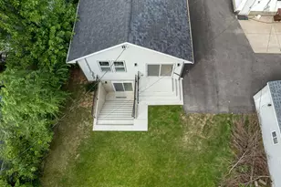 302 Hughes Ave, Lockport, IL 60441 - Photo 21
