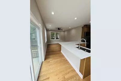 302 Hughes Avenue, Lockport, IL 60441 - Photo 3