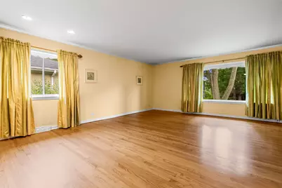 [Address not provided], Riverside, IL 60546 - Photo 9