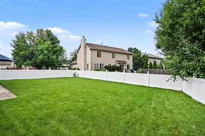 2811 Skylane Drive, Naperville, IL 60564 - Photo 19