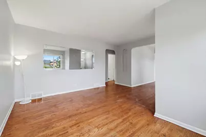 9810 S Loomis Street, Chicago, IL 60643 - Photo 5