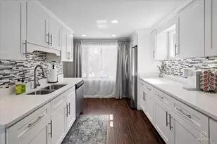 116 N 7th Ave, Saint Charles, IL 60174 - Photo 9