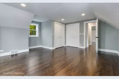 725 Hull Avenue, Westchester, IL 60154 - Photo 17