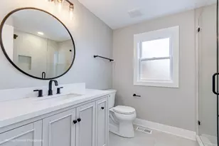 725 Hull Ave, Westchester, IL 60154 - Photo 15