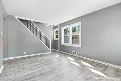 1621 Round Lake Drive, Round Lake Beach, IL 60073 - Photo 5