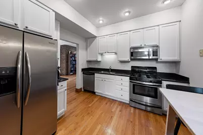 846 W Newport Avenue #2S, Chicago, IL 60657 - Photo 3