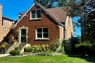 10711 S Artesian Ave, Chicago, IL 60655 - Photo 1