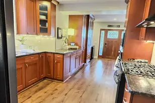 10711 S Artesian Ave, Chicago, IL 60655 - Photo 7