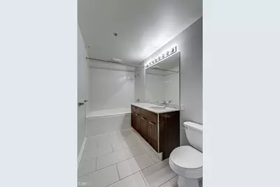 659 W Randolph Street #810, Chicago, IL 60661 - Photo 15