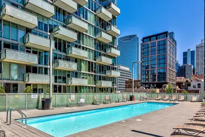 659 W Randolph Street #810, Chicago, IL 60661 - Photo 19
