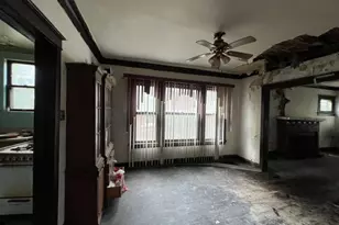 8253 S Kimbark Ave, Chicago, IL 60619 - Photo 5