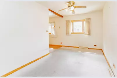 255 W Walnut Avenue, Des Plaines, IL 60016 - Photo 9