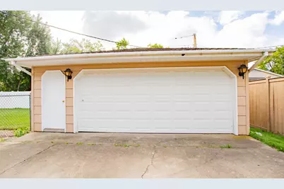 255 W Walnut Avenue, Des Plaines, IL 60016 - Photo 31