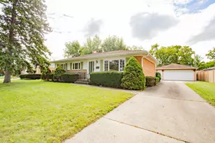 255 W Walnut Ave, Des Plaines, IL 60016 - Photo 3
