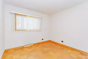 255 W Walnut Ave, Des Plaines, IL 60016 - Photo 15