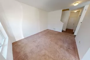 1281 Comiskey Ave, North Aurora, IL 60542 - Photo 5