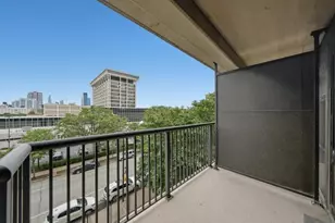 2605 S Indiana Ave, Chicago, IL 60616 - Photo 13