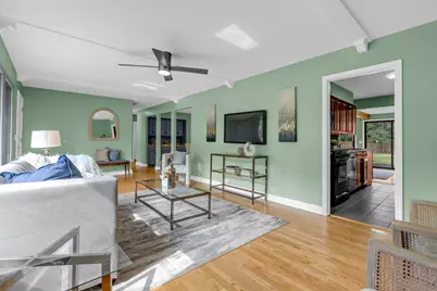727 Skyline Drive, Barrington, IL 60010 - Photo 7