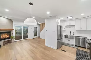 1915 N Cleveland Ave, Chicago, IL 60614 - Photo 7