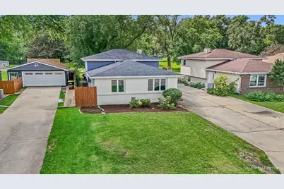 1N542 Goodrich Avenue, Glen Ellyn, IL 60137 - Photo 1