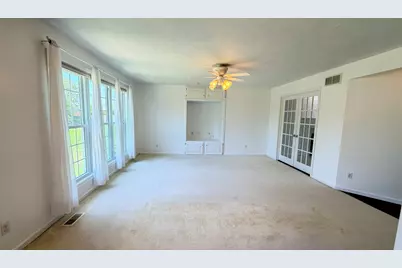 611 Buttercup Drive, Savoy, IL 61874 - Photo 3